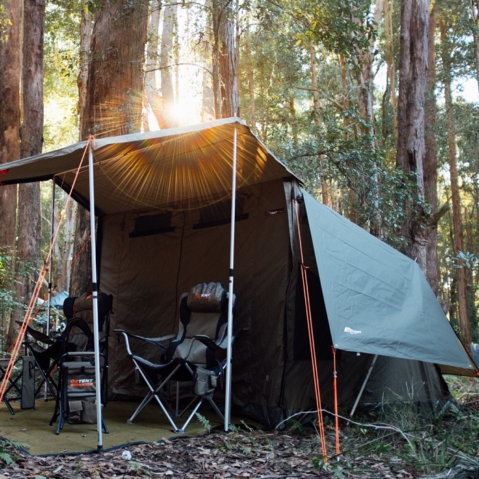 Tent for shelter