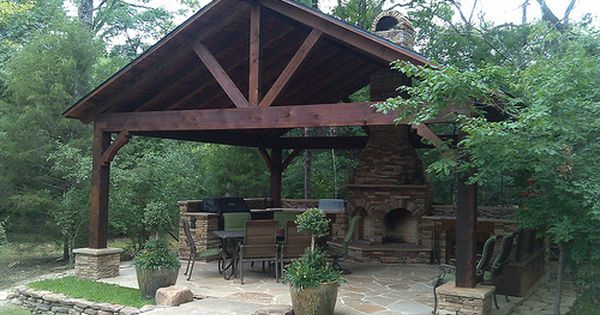 Outdoor Kitchens: Improve Your Backyard and Increase Your Home Value