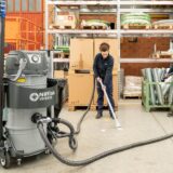 cleaning-h-class-vacuum