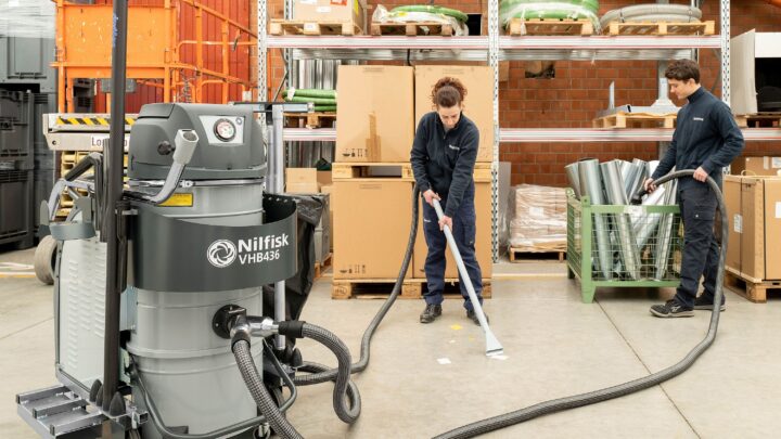 cleaning-h-class-vacuum